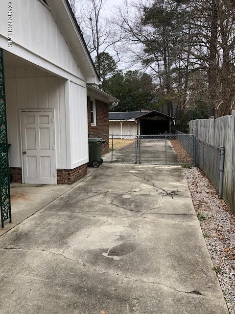 1304 Queen Anne Road Northwest Wilson, NC 27896 - Photo 26 of 29 DRIVEWAY