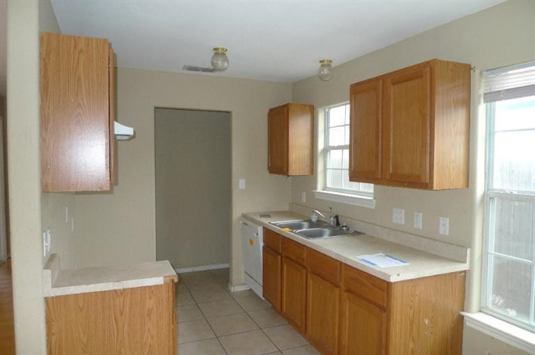 503 79th Street Lubbock, TX 79404 - Photo 3 of 10 Photo 3