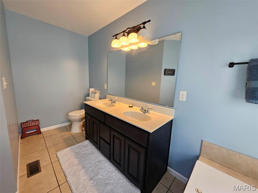 22858 Revelation Road Waynesville, MO 65583 - Photo 17 of 27