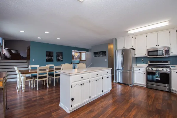 $359,900 | 1901 18th Street South, Fargo, ND 58103