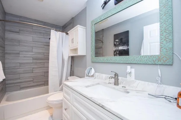 $359,900 | 1901 18th Street South, Fargo, ND 58103