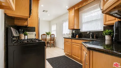 $1,120,000 | 10341 Arminta Street, Sun Valley, CA 91352