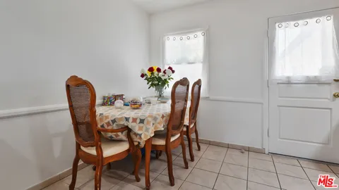 $1,120,000 | 10341 Arminta Street, Sun Valley, CA 91352