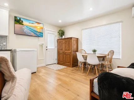 $1,120,000 | 10341 Arminta Street, Sun Valley, CA 91352