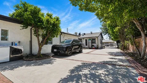 $1,120,000 | 10341 Arminta Street, Sun Valley, CA 91352