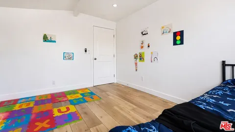 $1,120,000 | 10341 Arminta Street, Sun Valley, CA 91352