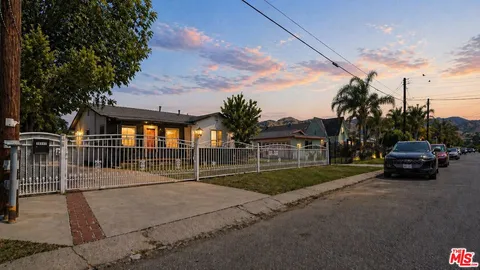$1,120,000 | 10341 Arminta Street, Sun Valley, CA 91352