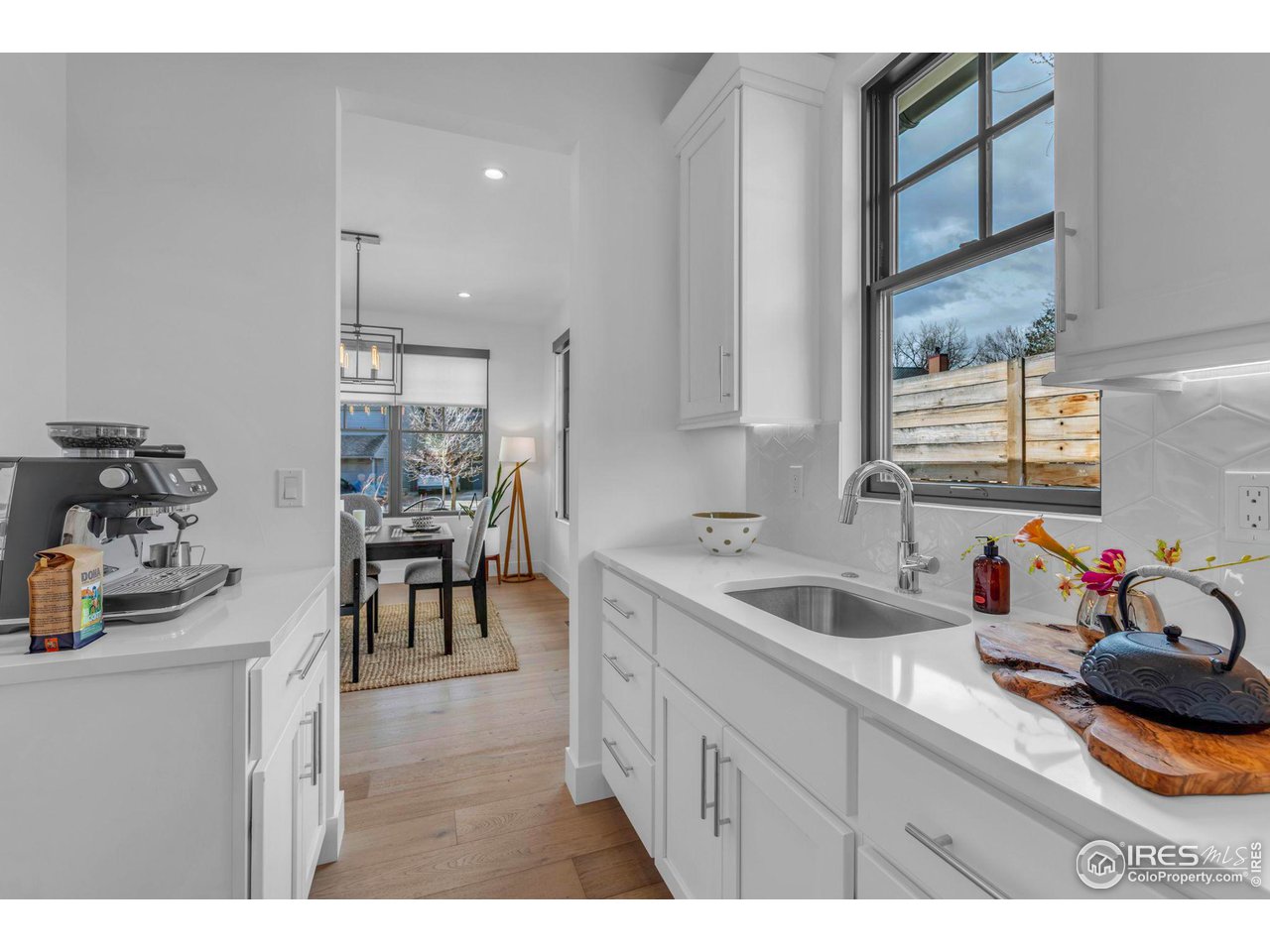 1415 Riverside Avenue Boulder, CO 80304 - Photo 17 of 40 Butler's Pantry w/ Additional Sink