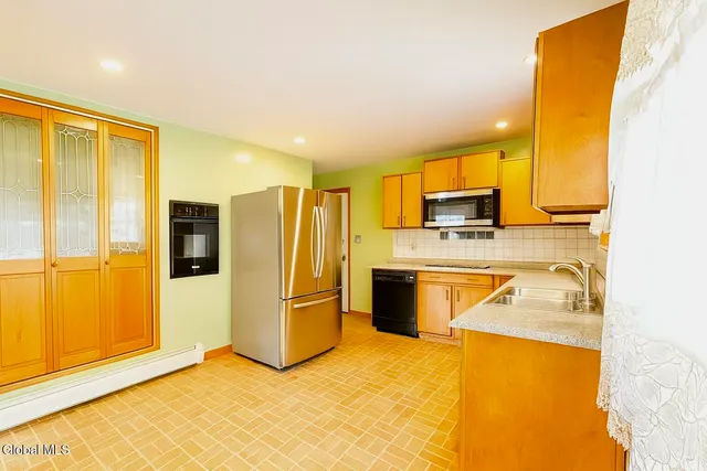 $229,900 | 1420 Nelson Street, Schenectady, NY 12306