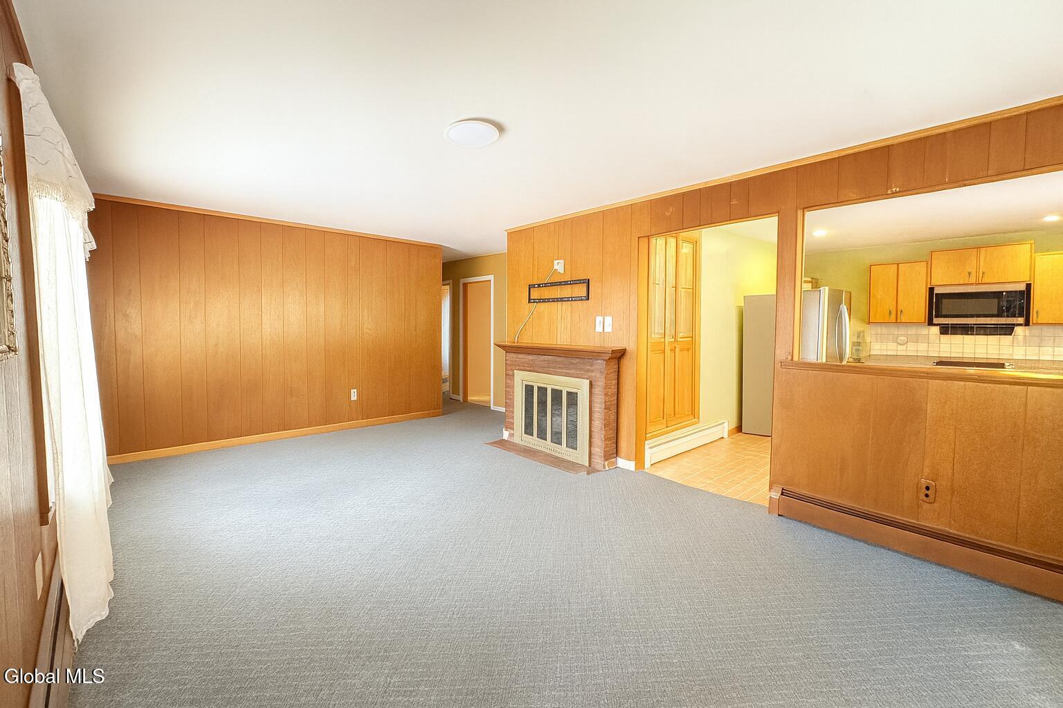 1420 Nelson Street Schenectady, NY 12306 - Photo 5 of 45 A4FA770A-698E-4549-9206-88B9905AAA32