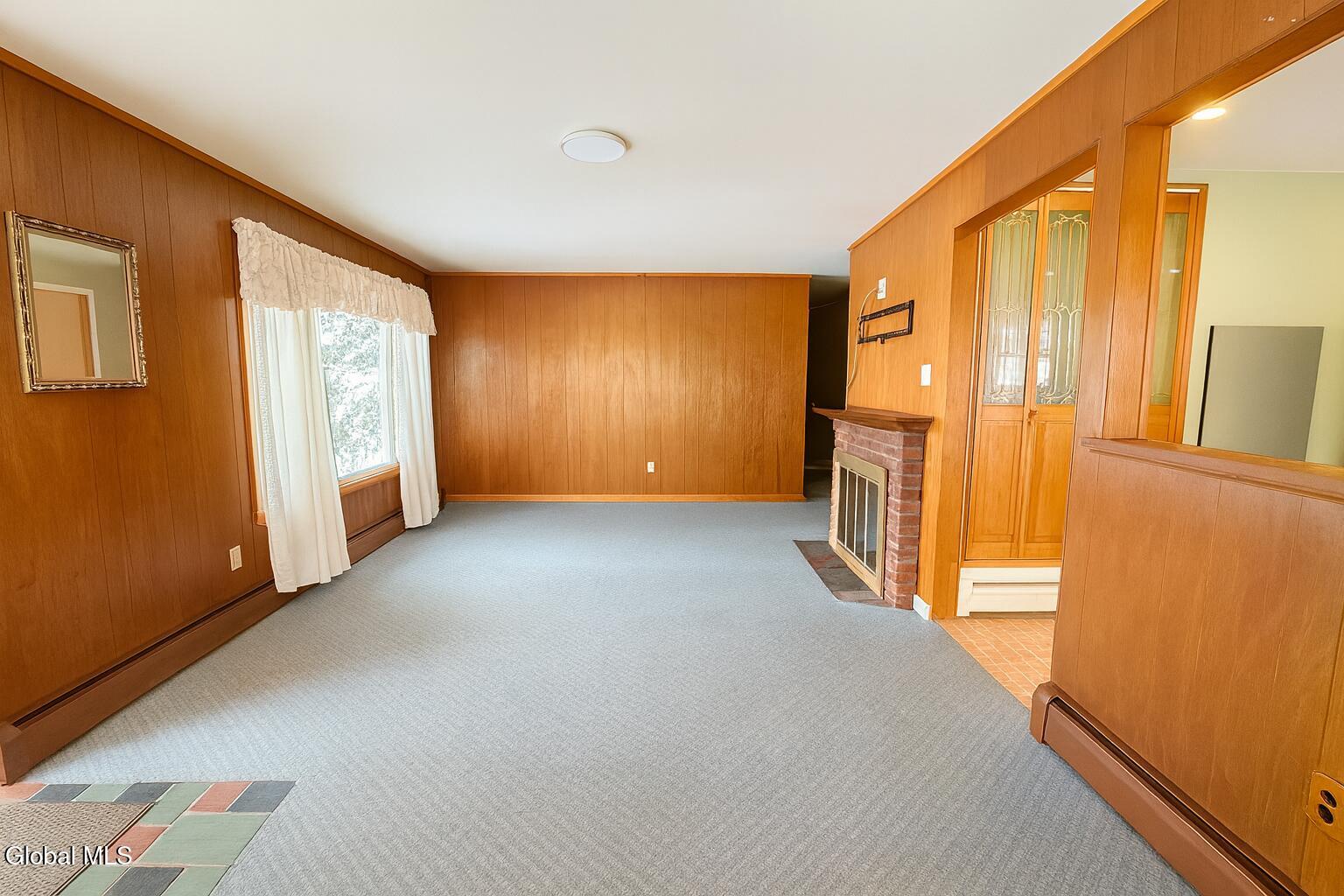 1420 Nelson Street Schenectady, NY 12306 - Photo 6 of 45 F38B5458-74EF-482A-B6A2-82201F81E1C2