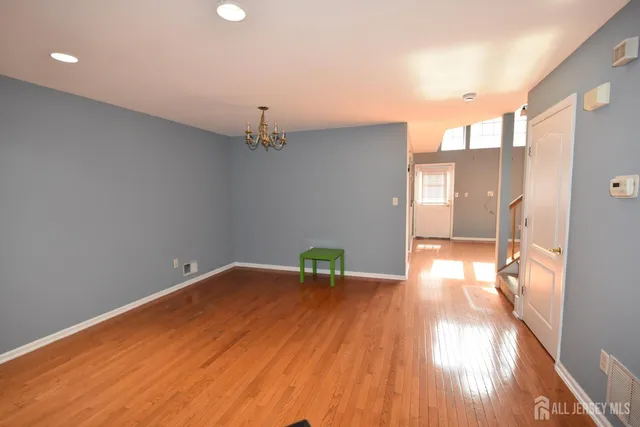 $3,250 | 24 Hawthorne Road, North Brunswick, NJ 08902