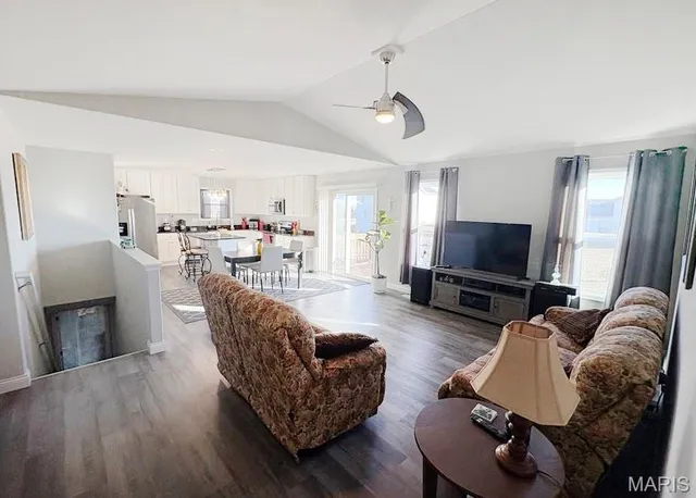 $319,900 | 600 Split Rail Court, Wright City, MO 63390