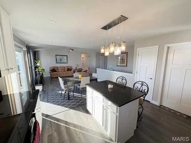 $319,900 | 600 Split Rail Court, Wright City, MO 63390