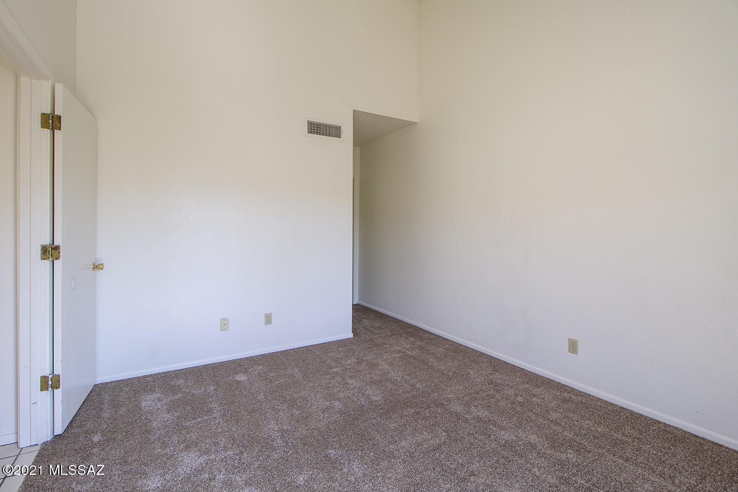 3690 North Country Club Road, Unit 1042 Tucson, AZ 85716 - Photo 13 of 33