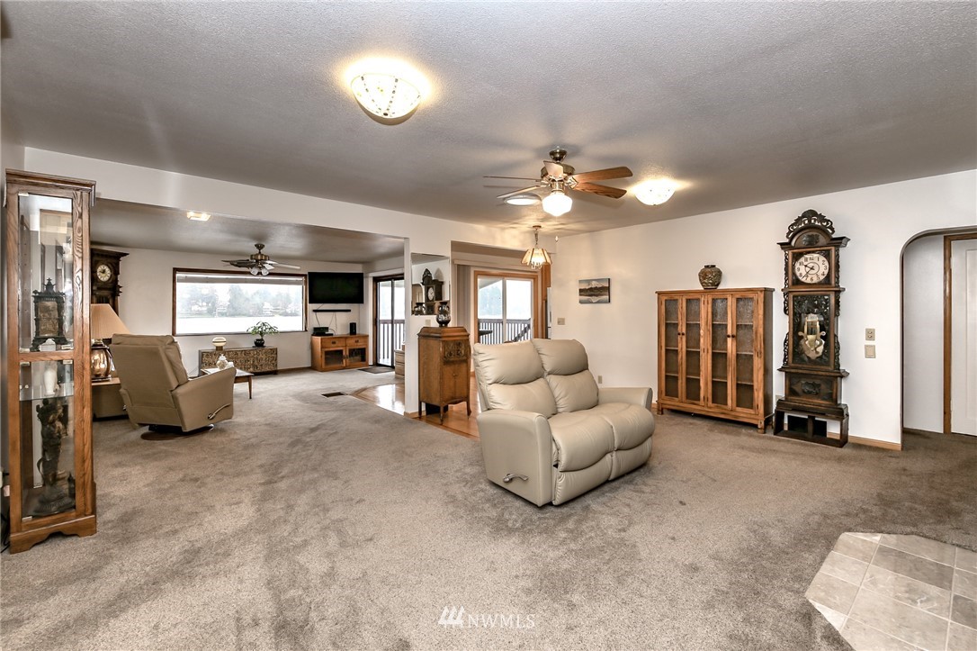 1107 Creso Road South Spanaway, WA 98387 - Photo 8 of 39