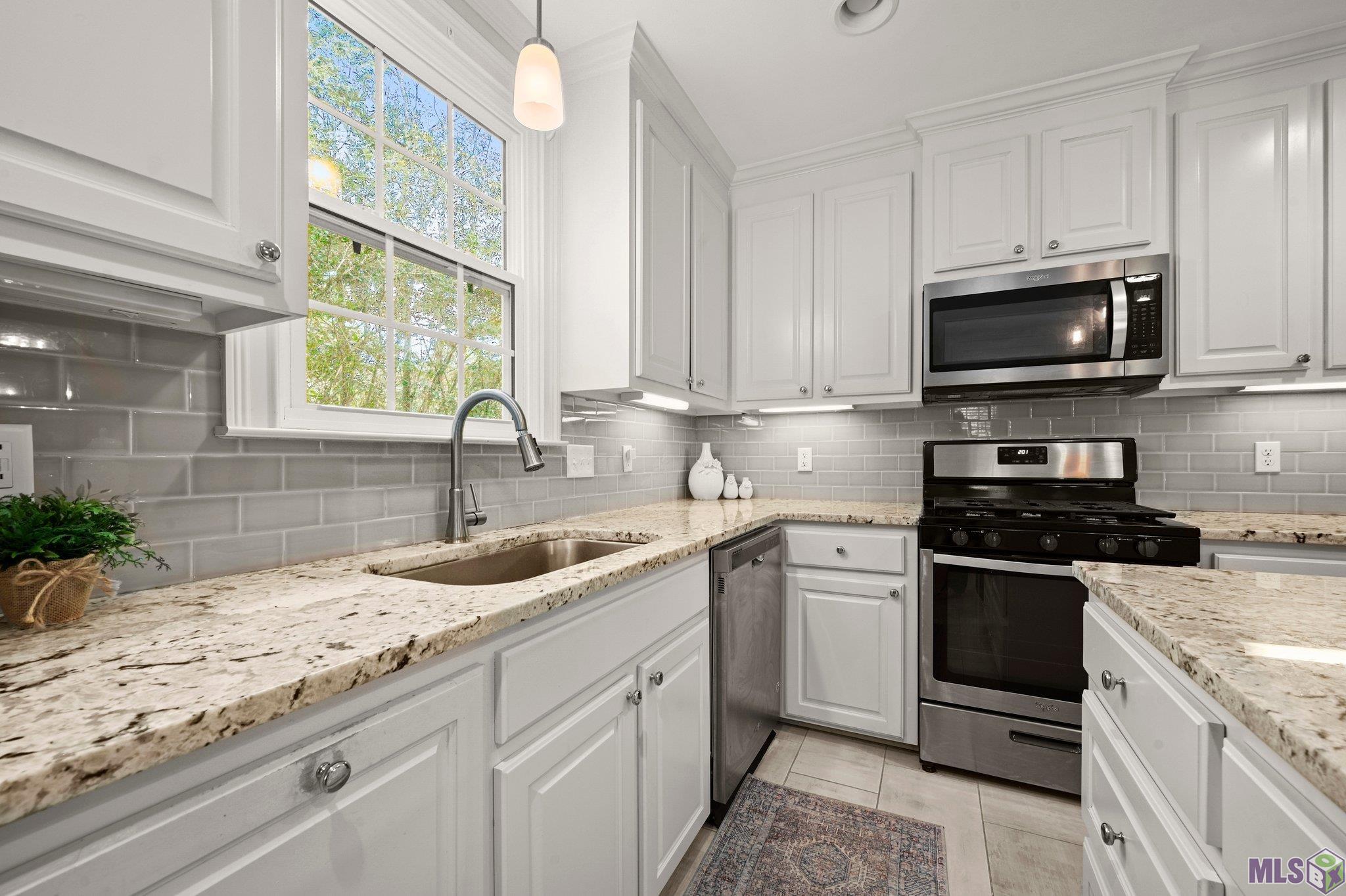 4449 Arrowhead Street Baton Rouge, LA 70808 - Photo 9 of 25