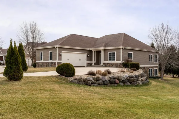 $645,000 | 269 West Nelson Street, Deerfield, WI 53531