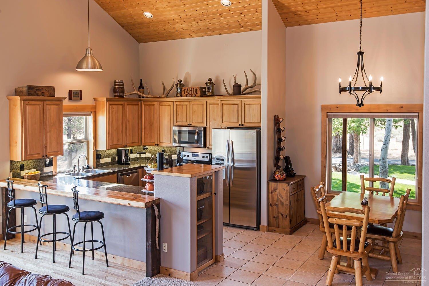62205 Chickadee Lane Bend, OR 97701 - Photo 6 of 25 Additional Photo