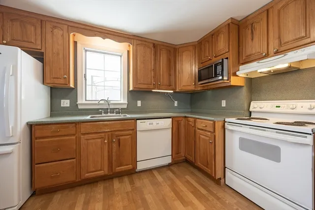 $549,900 | 140 Concord Street, Holliston, MA 01746