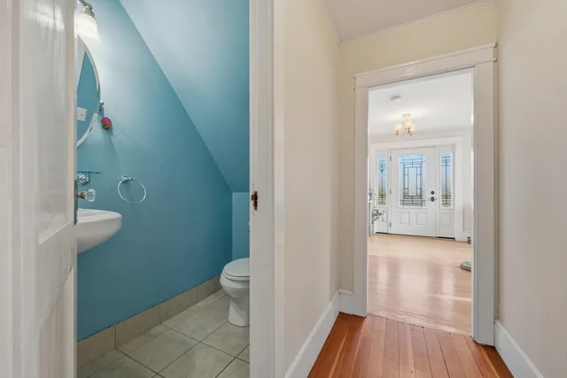 $625,000 | 412 Ocean Avenue, Portland, ME 04103