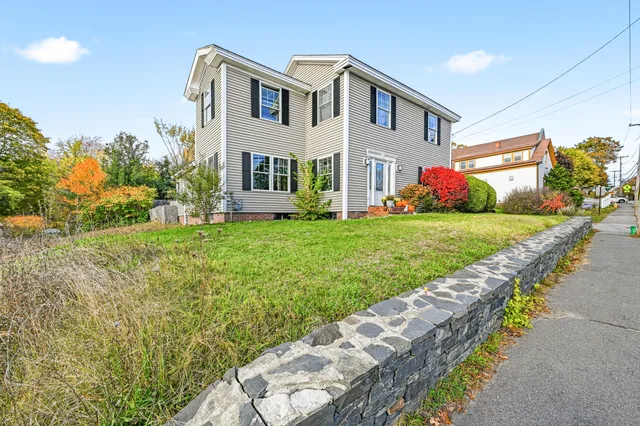$625,000 | 412 Ocean Avenue, Portland, ME 04103