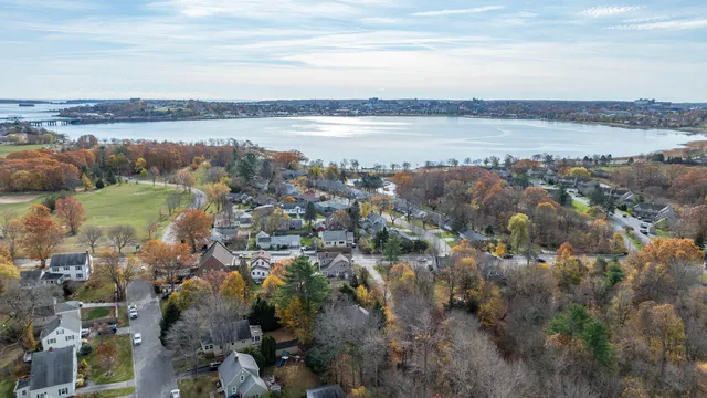 $625,000 | 412 Ocean Avenue, Portland, ME 04103