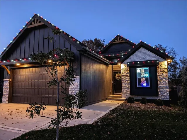 $450,000 | 31842 West 170th Terrace, Gardner, KS 66030