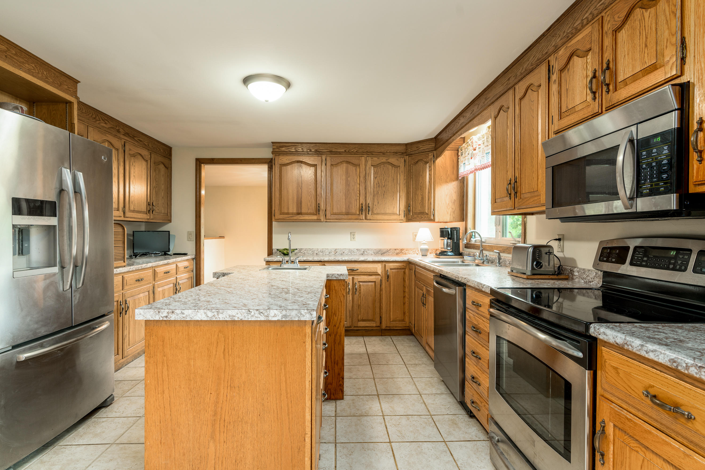 15 Murch Road Freeport, ME 04032 - Photo 4 of 39 15murchroad-4