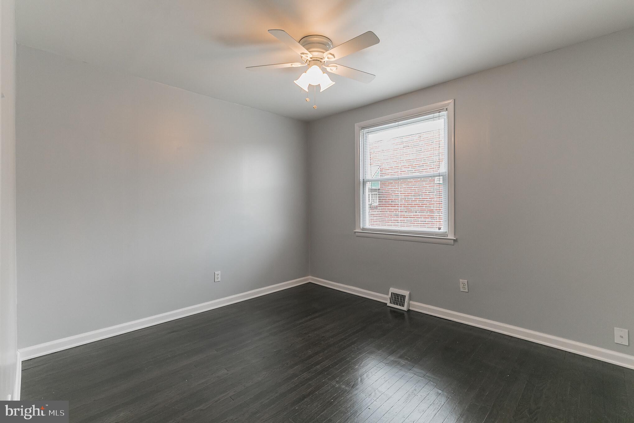 1821 Tomlinson Road Philadelphia, PA 19116 - Photo 14 of 35 Bedroom