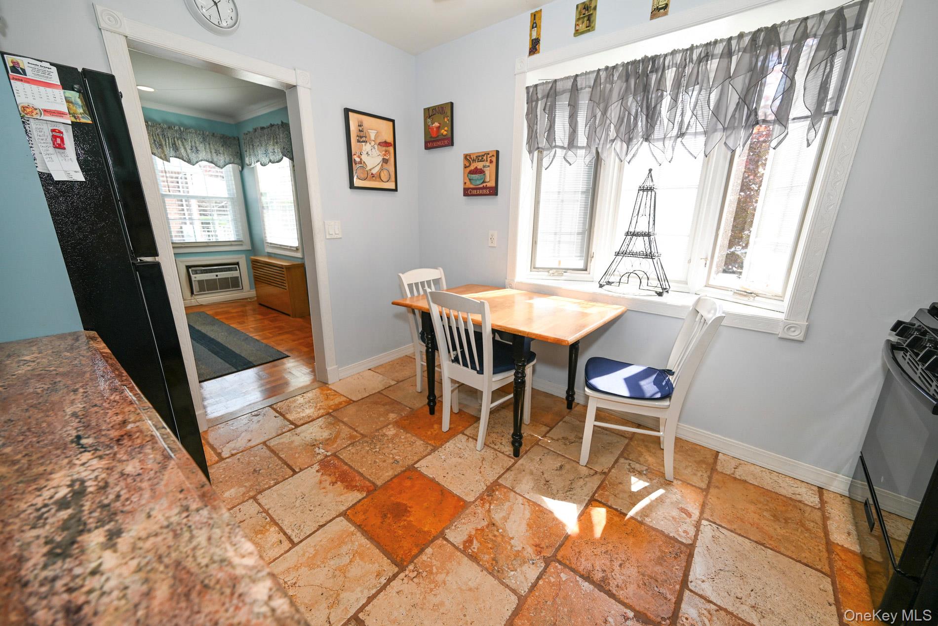 258 Rintin Street Franklin Square, NY 11010 - Photo 4 of 30