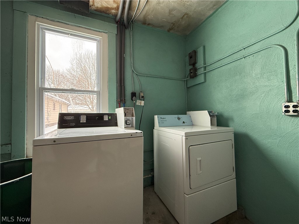 3834 Bosworth Road Cleveland, OH 44111 - Photo 10 of 26