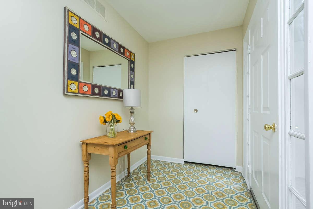 1103 Temfield Road Baltimore, MD 21286 - Photo 3 of 30 Interior (General)