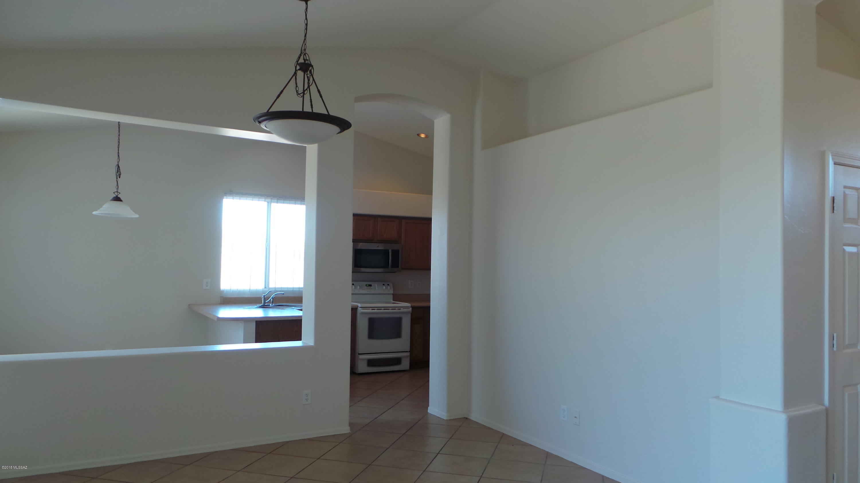 1702 Camino Rivera Rio Rico, AZ 85648 - Photo 11 of 32