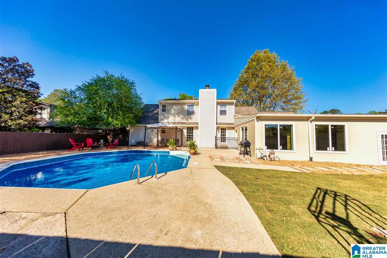2621 Southminster Road Birmingham, AL 35243 - Photo 2 of 40