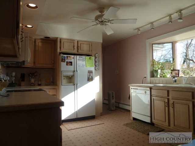 135 Chandy Street Boone, NC 28607 - Photo 11 of 17 Gallery Image 11