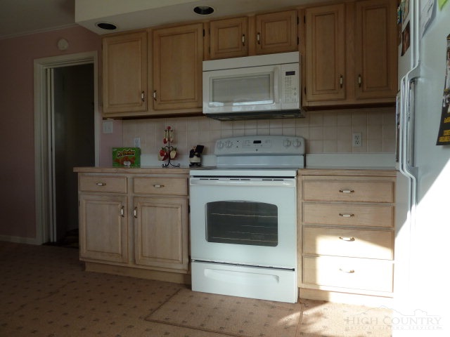 135 Chandy Street Boone, NC 28607 - Photo 12 of 17 Gallery Image 12