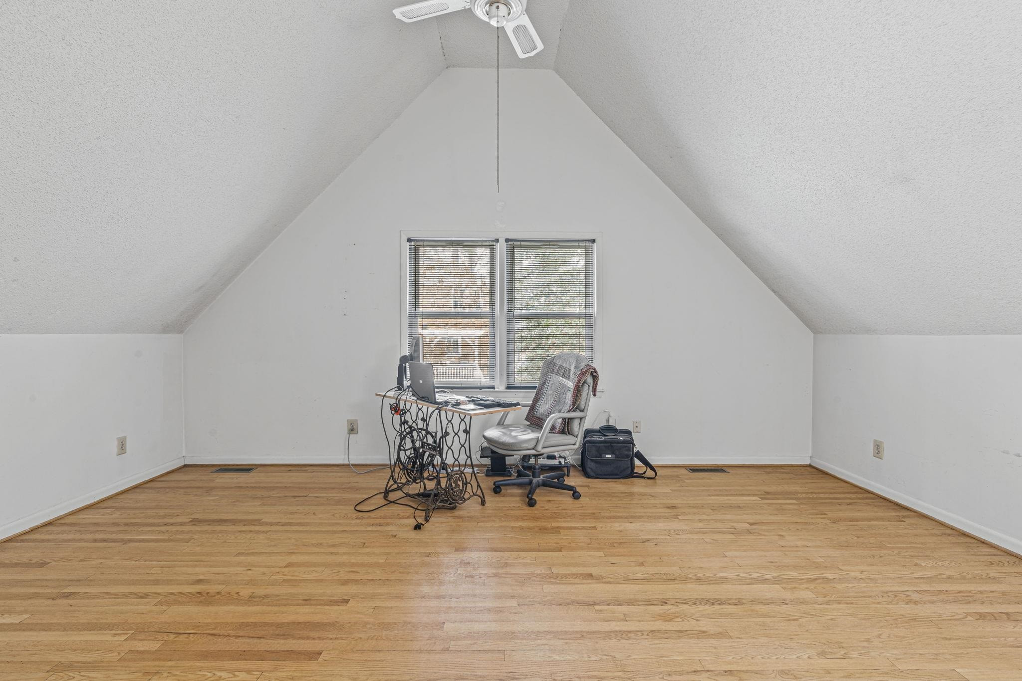 2104 Port Royal Road Raleigh, NC 27609 - Photo 19 of 37 Photo 19