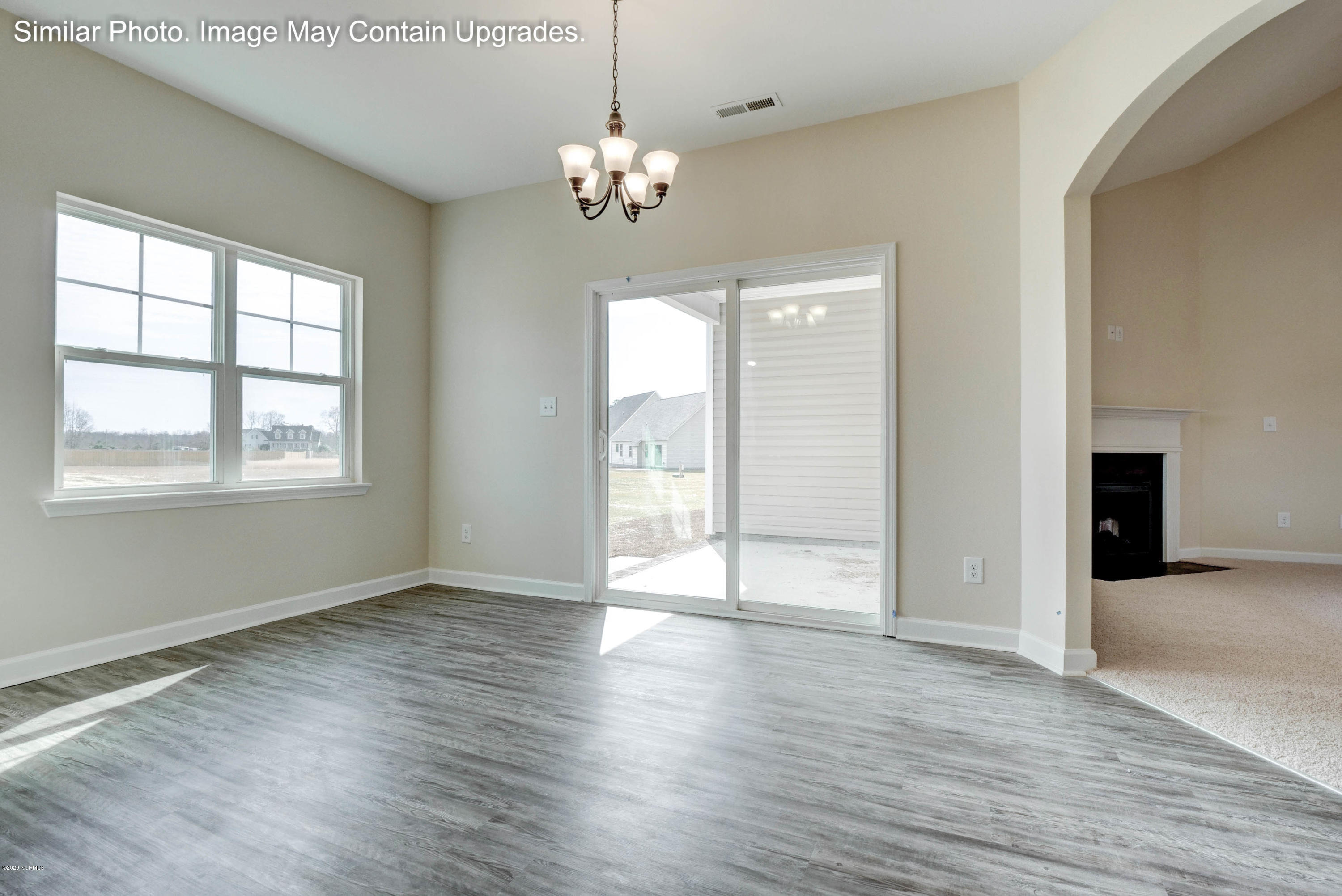 117 Barnhouse Road Jacksonville, NC 28546 - Photo 8 of 28 Dining Area