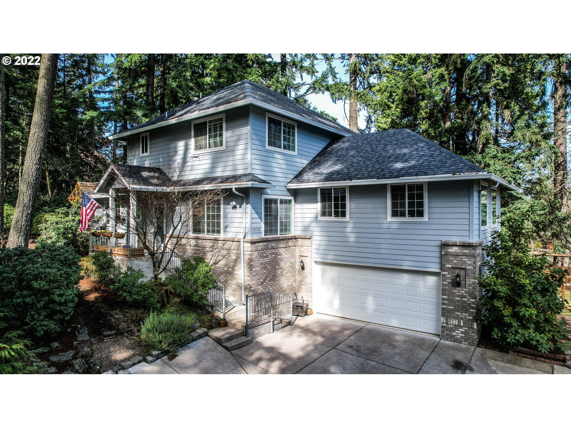 4516 Fox Hollow Road Eugene, OR 97405 - Photo 1 of 32 Gallery Image 1