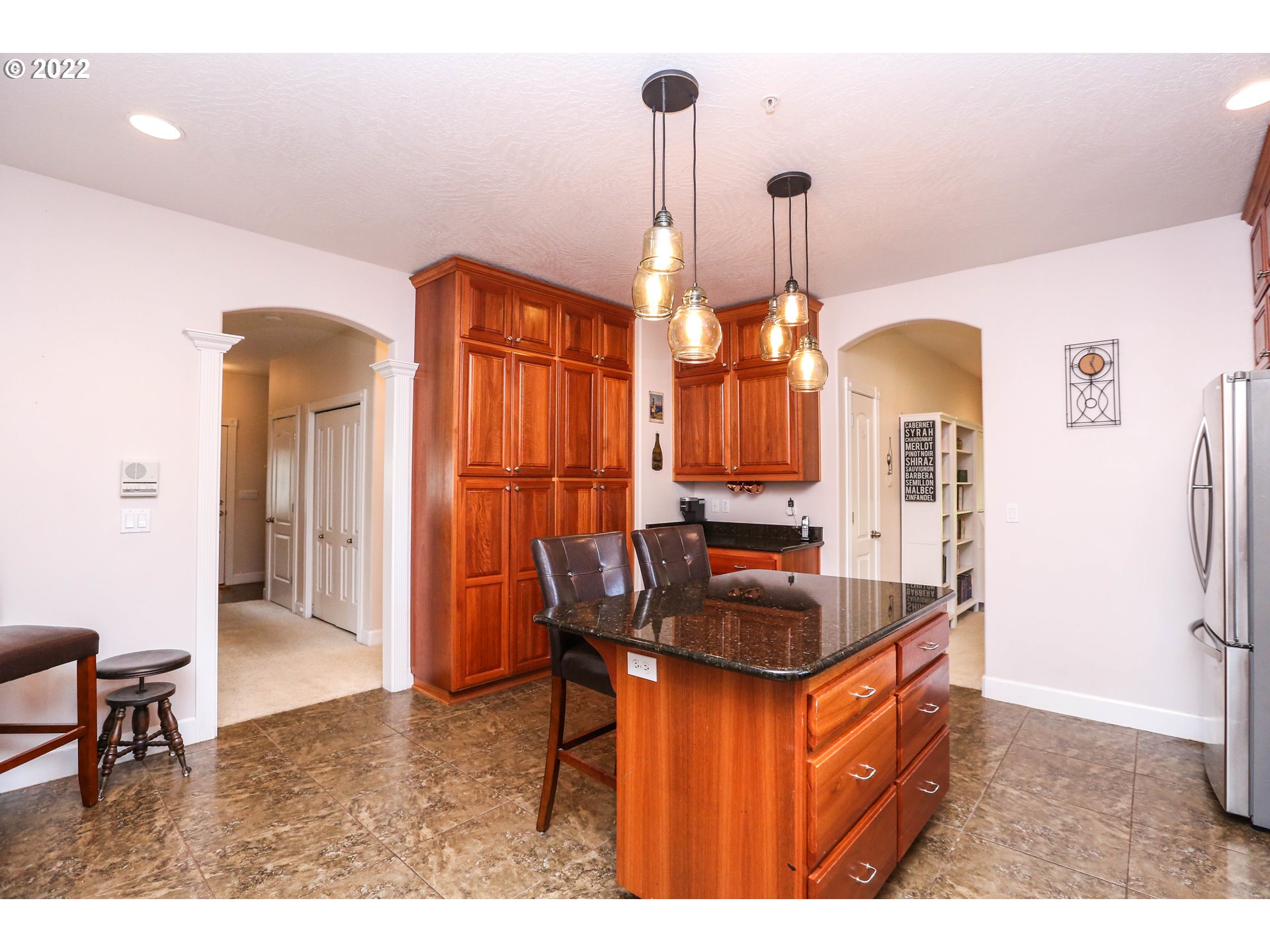 4516 Fox Hollow Road Eugene, OR 97405 - Photo 5 of 32 Gallery Image 5