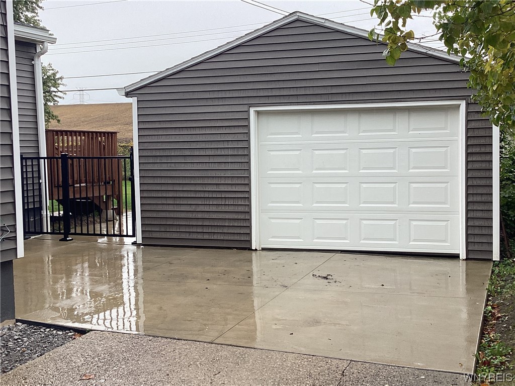 127 Hackett Drive Tonawanda City, NY 14150 - Photo 16 of 17 garage