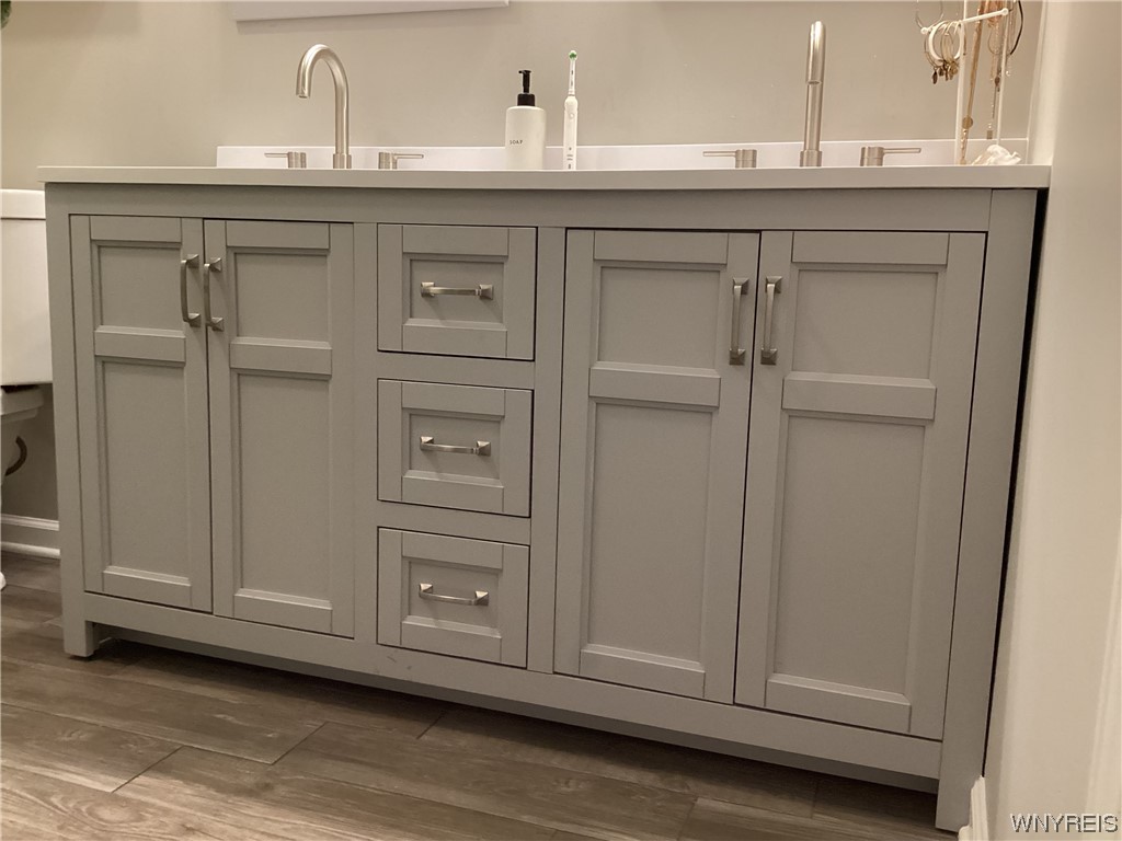 127 Hackett Drive Tonawanda City, NY 14150 - Photo 7 of 17 Full bath