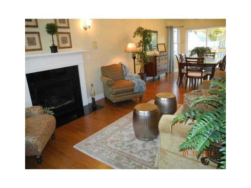 145 Julian Road Warwick, RI 02889 - Photo 7 of 15 Living Room.