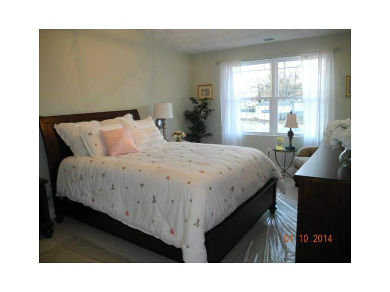 145 Julian Road Warwick, RI 02889 - Photo 10 of 15 Master Bedroom.