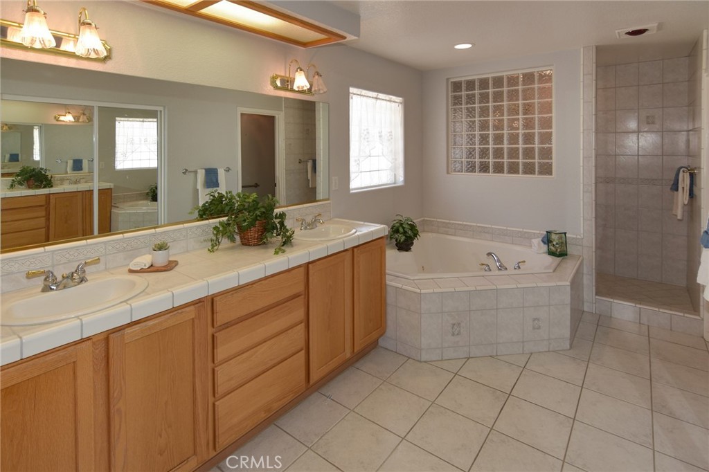 20690 Rancherias Road Apple Valley, CA 92307 - Photo 34 of 69