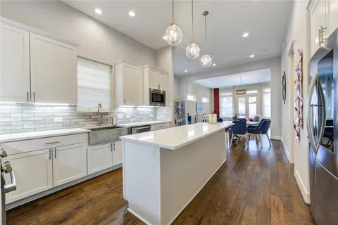$735,000 | 419 Malone Street, Houston, TX 77007