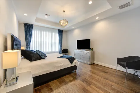 $735,000 | 419 Malone Street, Houston, TX 77007