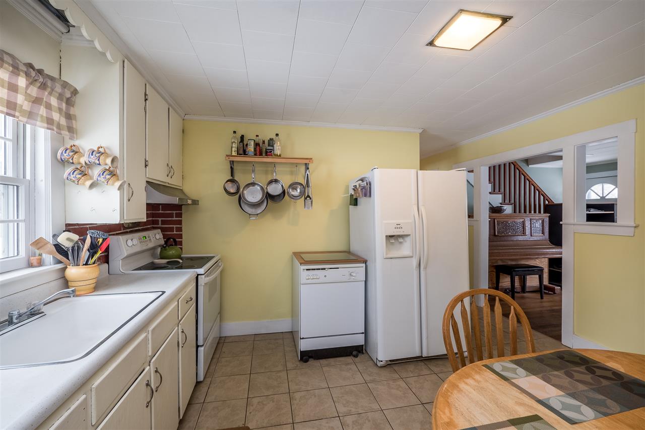 97 Chestnut Hill Road Rochester, NH 03867 - Photo 5 of 23
