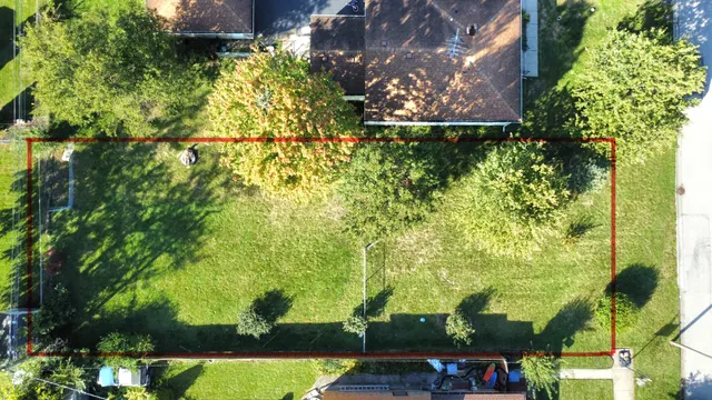 $31,000 | 14328 Lawndale Avenue, Midlothian, IL 60445